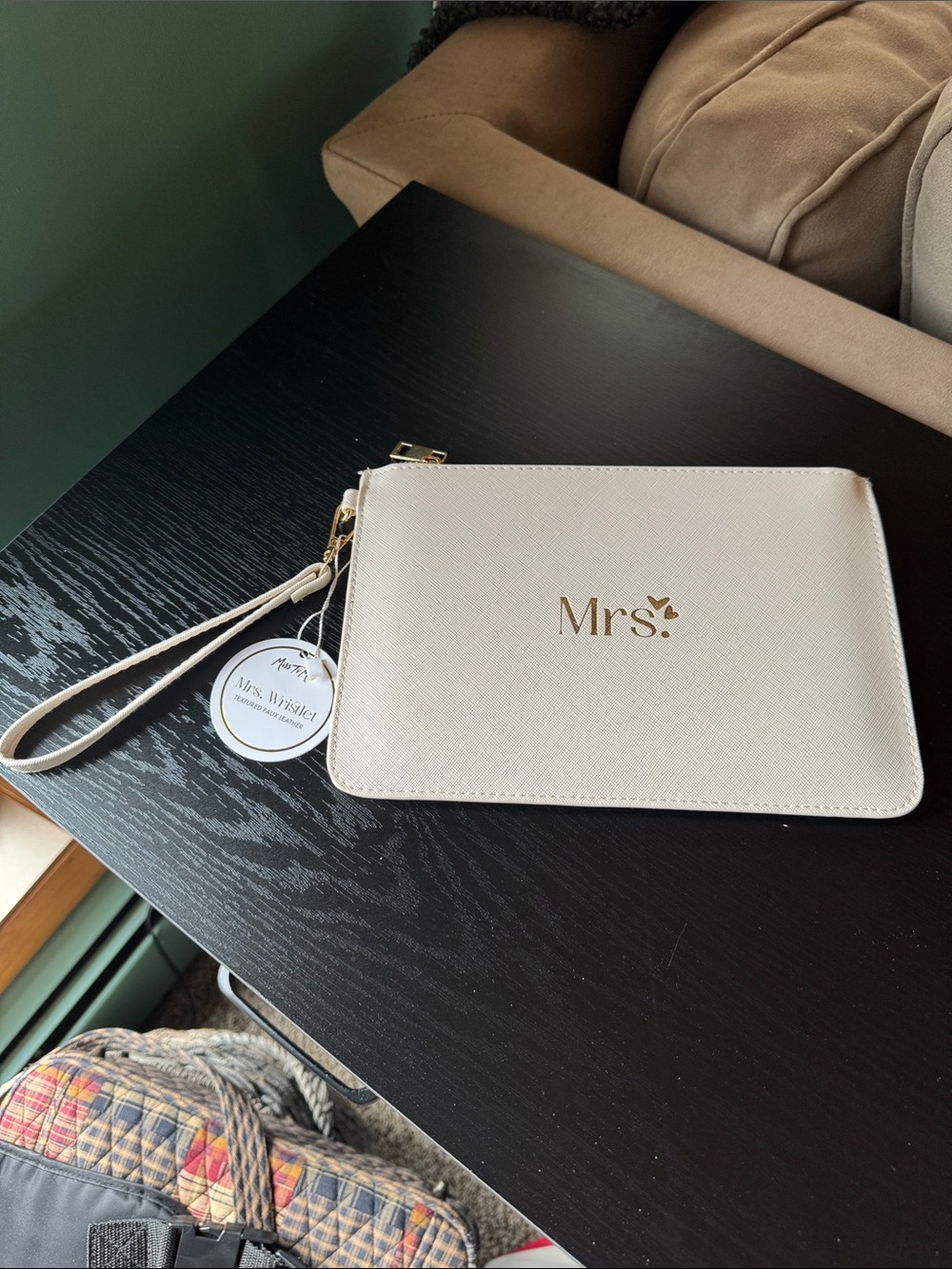 Mrs. Wristlet Clutch in Cream – Elegant Everyday Bag